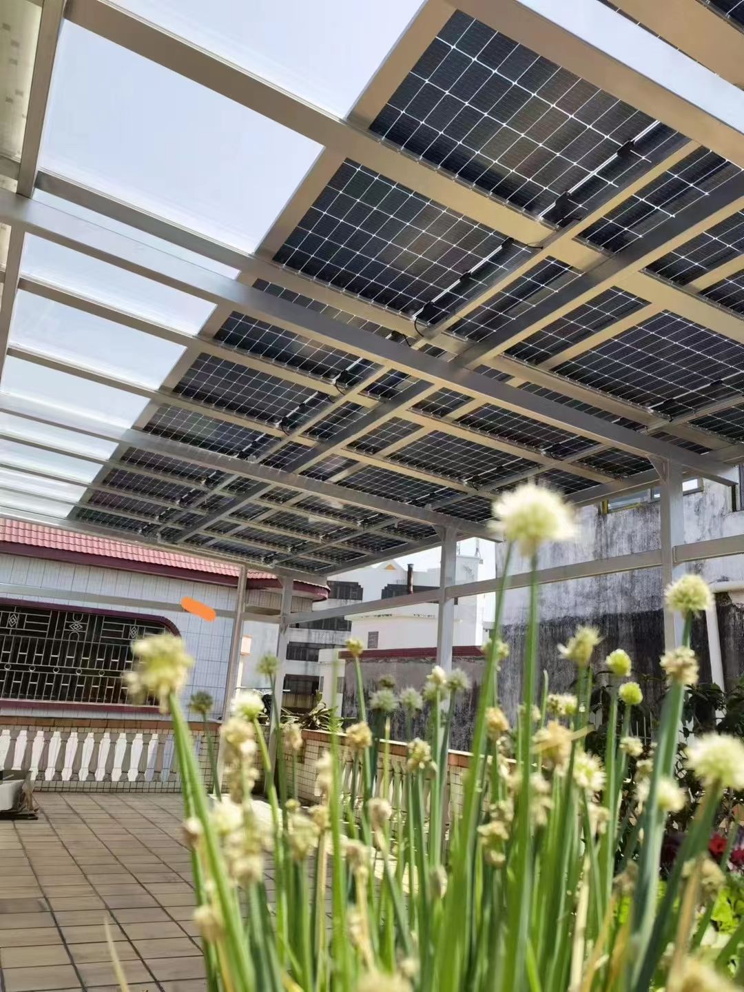 肇州别墅家用屋顶太阳能发电系统安装